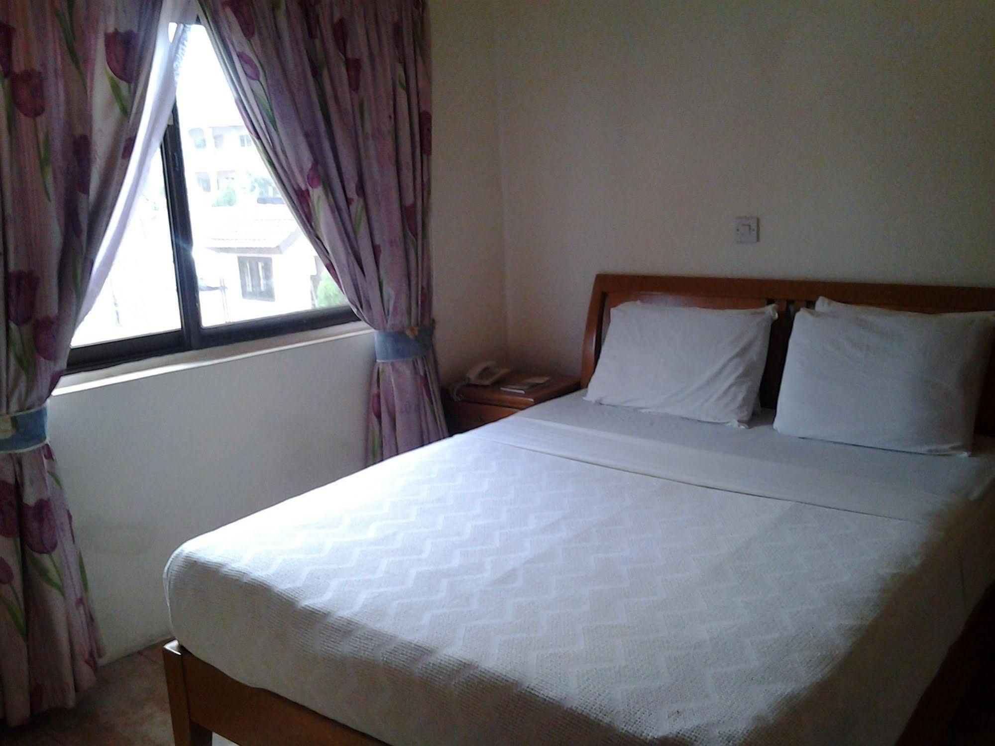 Hotel Georgia อักกรา ภายนอก รูปภาพ